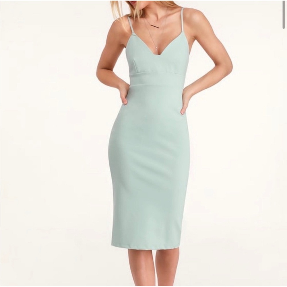 Lulus Sage Green V-Neck Spaghetti Strap Bodycon Midi Dress Womens Small